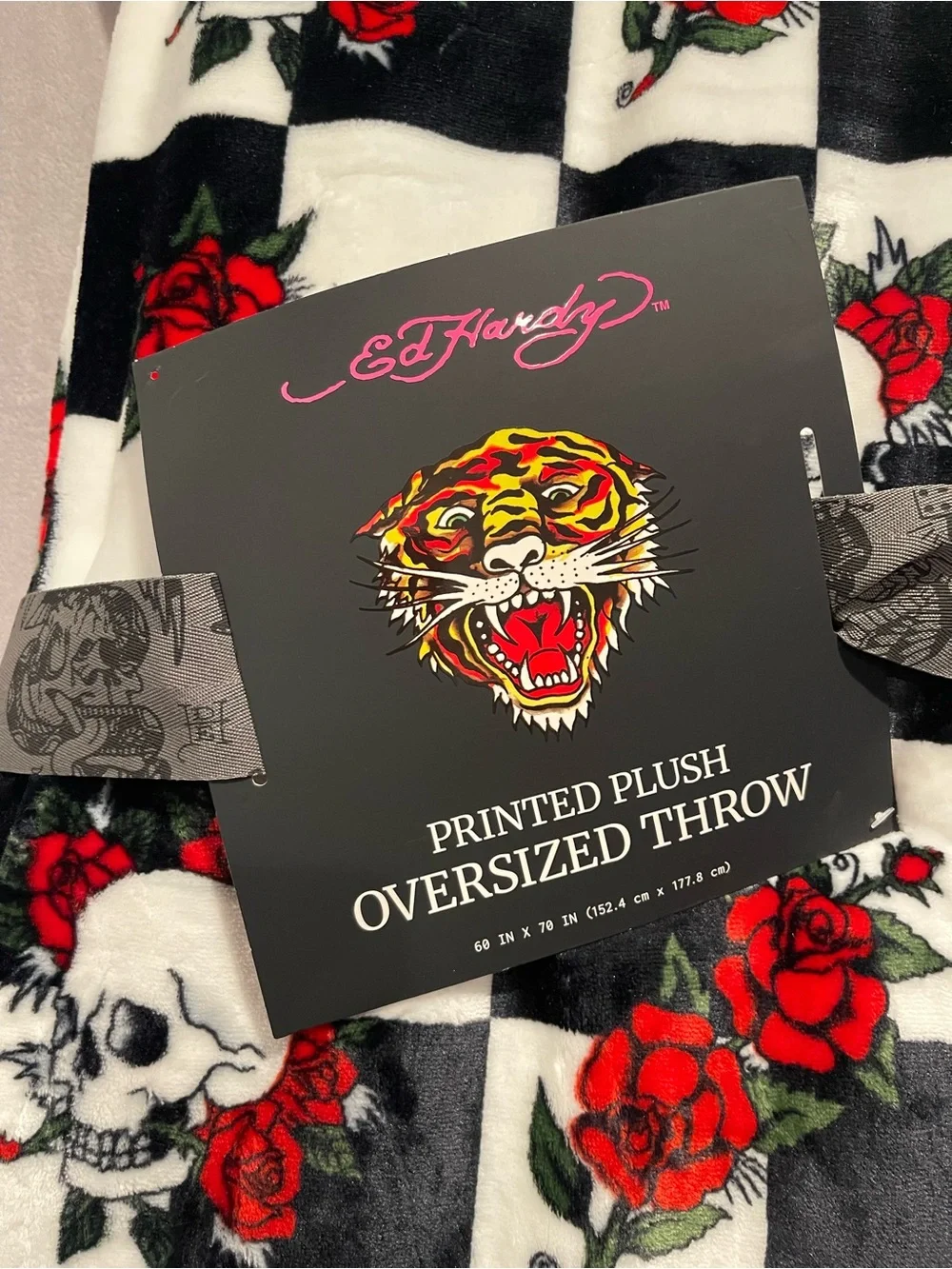 Ed Hardy Black, White & Red Rose Skull Printed Plush Oversized Throw 60”x70”
